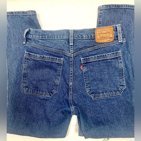 Levi’s Premium Wedgie Straight Jeans - Picture 5 of 11
